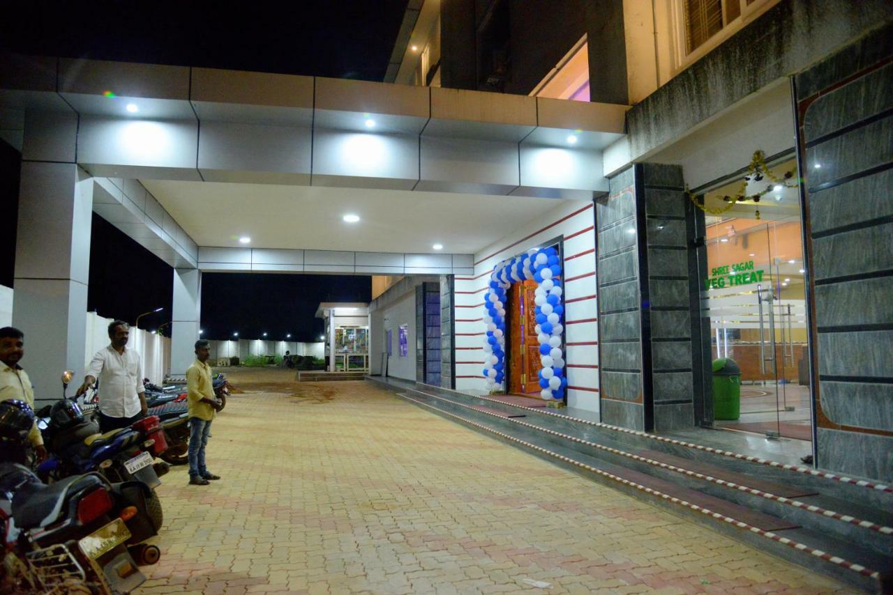 Hotel Souparnika Sāgar Exterior foto