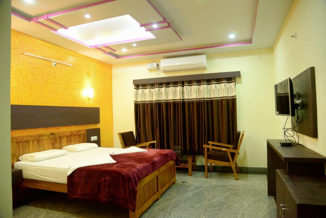 Hotel Souparnika Sāgar Exterior foto